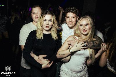 Party Bild aus dem Weekend Club Berlin vom 15.11.2024